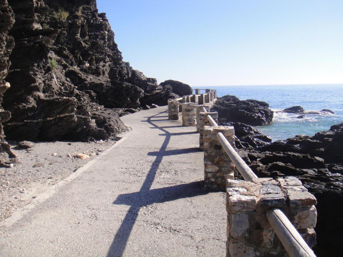 Rincon De Mar Apartment Almunecar Bagian luar foto